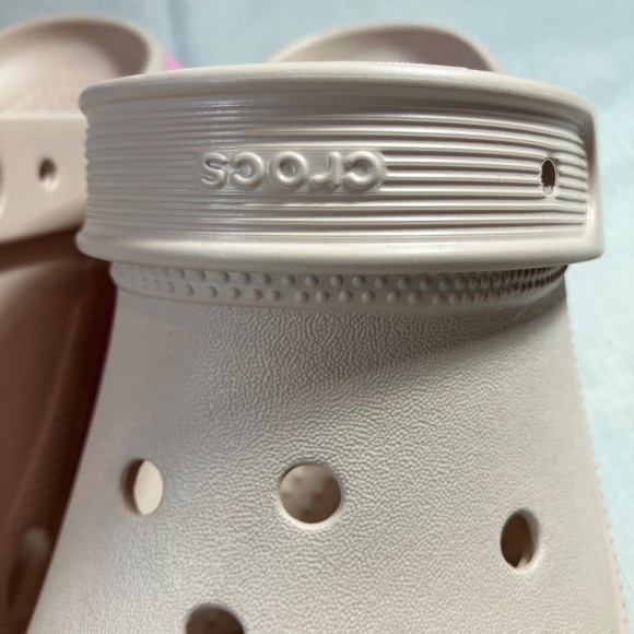 NWOT Crocs Mega Crush Platform Clogs, Pink, Women's Size 9/Men's Size 7 - Picture 9 of 9